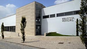 biblioteca-municipal-de-fafe_exterior.jpg